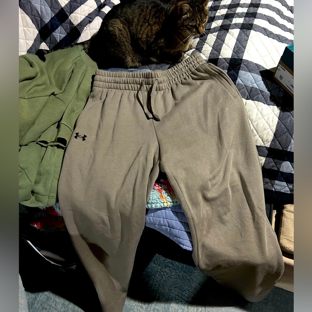 UA sweats